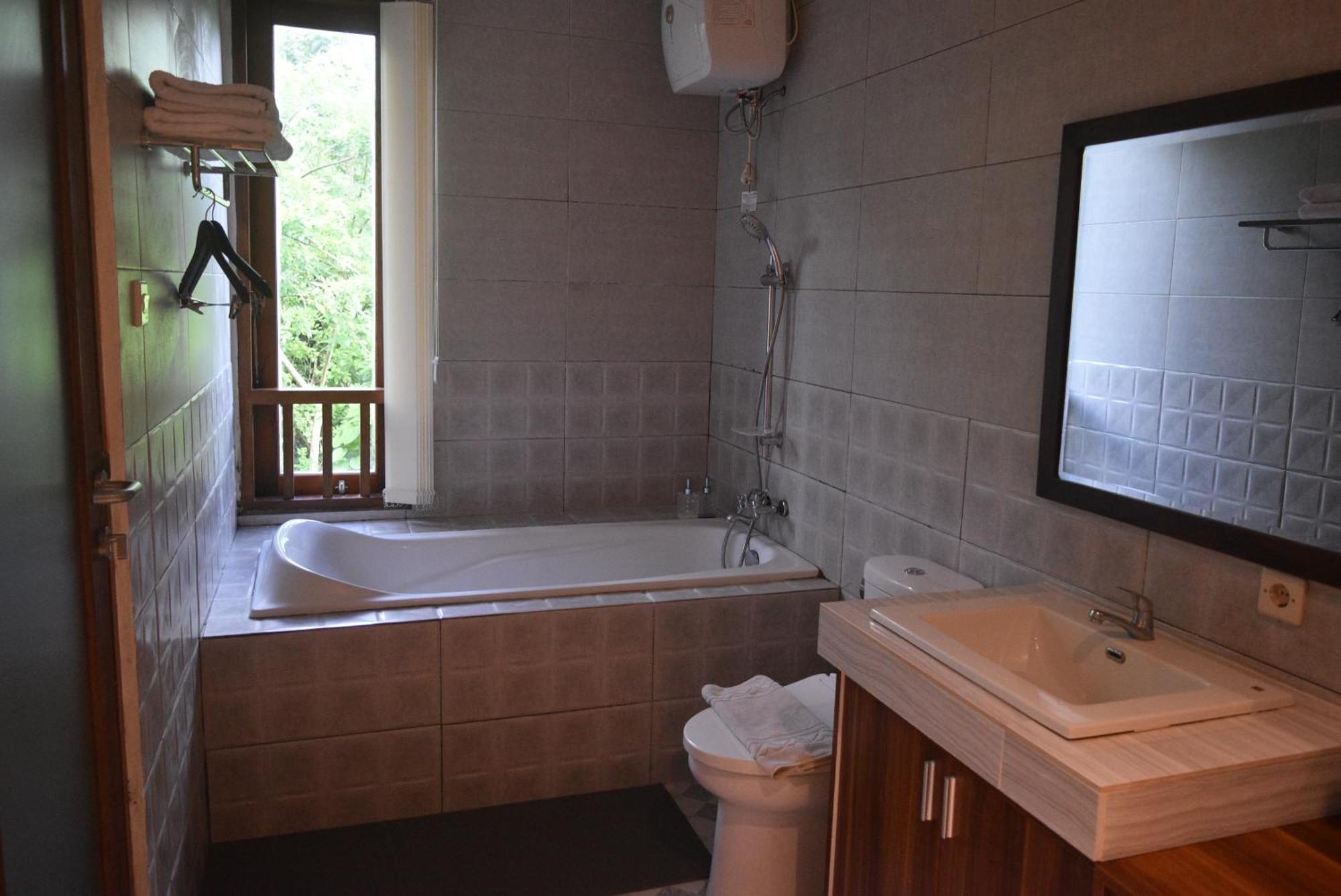 Ketut Joglo Guest House Нуса-Дуа Экстерьер фото